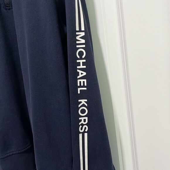Michael KORS Midnight Blue 1/4 Sweatshirt Logo in White on Arm Unisex - Picture 2 of 7